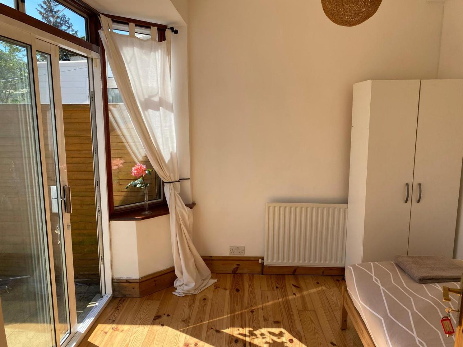 Lovely Rooms In West London Northolt  Exterior foto